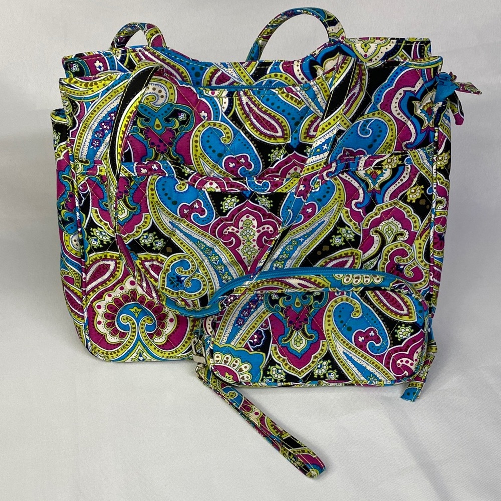 Limited Edition Vera Bradley Silk Collection Vibrant Paisley Women Shoulder Bag